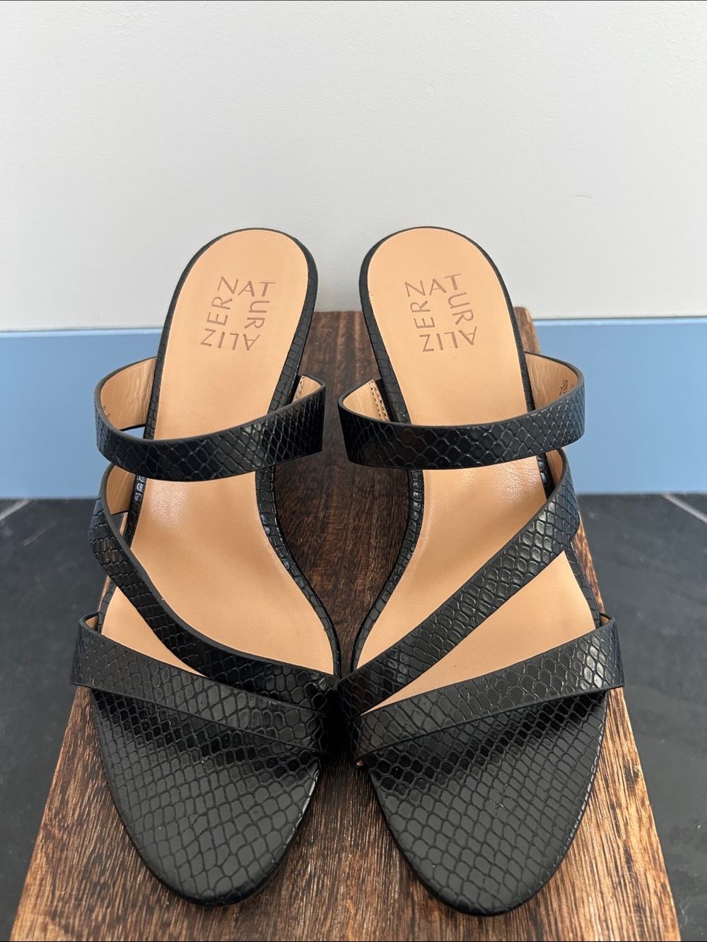 Naturalizer Black Women’s Wedge Snakeskin Print Sandals